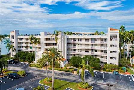 5901 Bahia Del Mar CIRCLE #520 St Petersburg, FL 33715