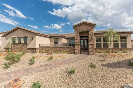 5840 Noah Springs Ct Las Vegas, NV 89149