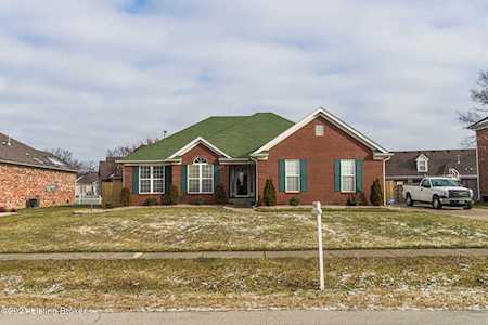 624 Circle Valley Dr Shepherdsville, KY 40229
