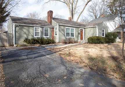 6020 Winthrop Ave Indianapolis, IN 46220
