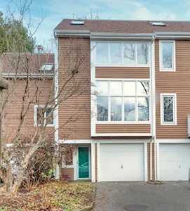 15 Greenridge Ln #15 Lincoln, MA 01773