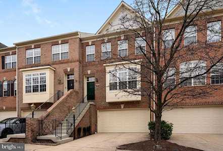 4640 Lambert Dr Alexandria, VA 22311