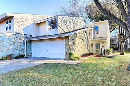 2876 Westridge Avenue Carrollton, TX 75006