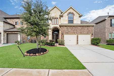 21348 Kings Guild Ln Kingwood, TX 77339