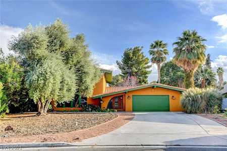 2305 Windjammer Way Las Vegas, NV 89107
