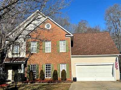 6310 Trevor Simpson Dr Indian Trail, NC 28079
