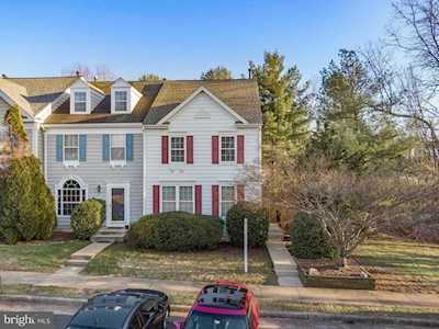 46803 Lawnes Creek Terrace Sterling, VA 20165