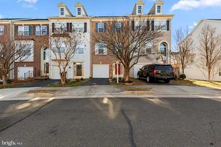 13076 Shenvale Circle Bristow, VA 20136