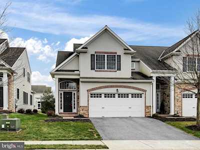 123 Baneberry Lititz, PA 17543