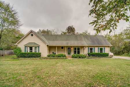 8988 Big Oak Dr Murfreesboro, TN 37129