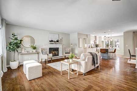 1806 S Gateway St Middleton, WI 53562