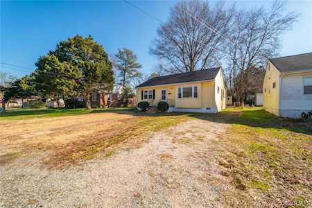231 N Ivy Ave Highland Springs, VA 23075