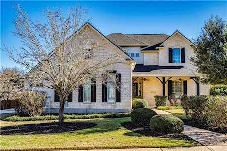 11025 Pairnoy LN Austin, TX 78739