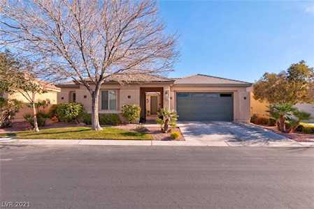 8408 River Ridge Dr Las Vegas, NV 89131