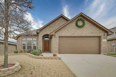 6004 Paddlefish Drive Fort Worth, TX 76179
