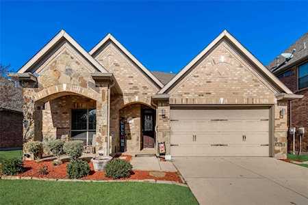 304 Blythe Bridge Drive Roanoke, TX 76262