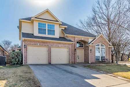 2100 Knob Hill Drive Corinth, TX 76210