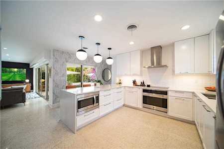 1840 NE 65th St Fort Lauderdale, FL 33308
