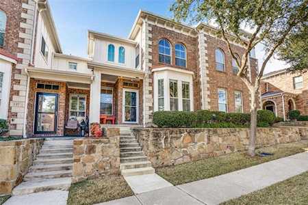133 Henrietta Street Lewisville, TX 75057
