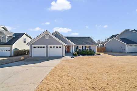 5485 Bentley Hall Dr Alpharetta, GA 30005