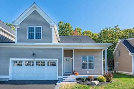 10 Lilac Cir #B Groton, MA 01450