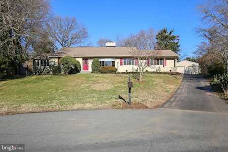 9224 Quintana Dr Bethesda, MD 20817