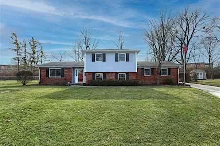 7449 Halsted Dr Indianapolis, IN 46214