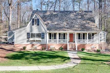 8180 Winged Foot Dr Sandy Springs, GA 30350