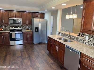 10272 Triple Crown Ave Jacksonville, FL 32257