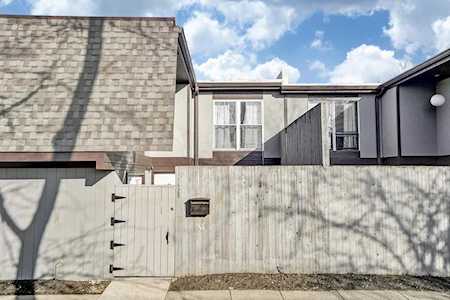 5428 Worthington Forest Place Columbus, OH 43229