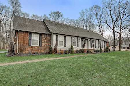 135 Bluegrass Pkwy Lebanon, TN 37090
