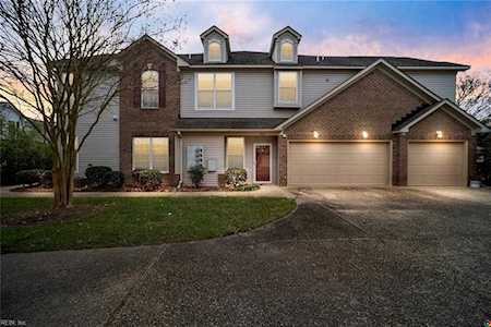 1024 Grand Oak Ln Virginia Beach, VA 23455