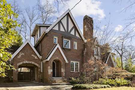 2755 North Hills Dr Atlanta, GA 30305