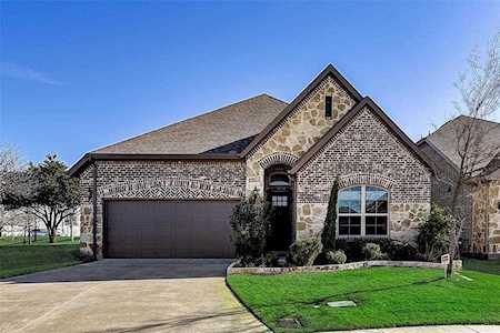 2700 Point Vista Drive Lewisville, TX 75067