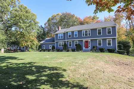 7 Fuller Meadow Rd North Andover, MA 01845