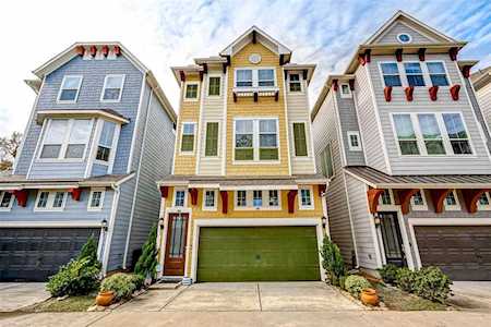 1152 W 17th St Houston, TX 77008