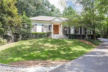 551 Hillside Dr NW Atlanta, GA 30342