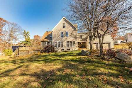 10 Hillside Avenue Burlington, MA 01803