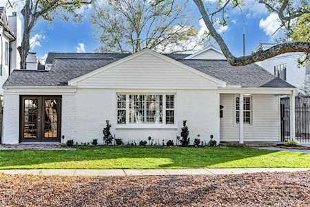 2719 Nottingham St West University Place, TX 77005