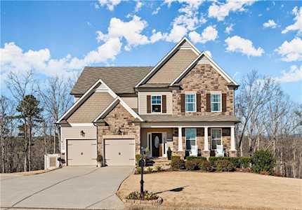331 Eagle Rock Dr Acworth, GA 30101