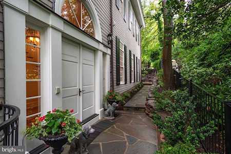 2235 49th St NW Washington, DC 20007