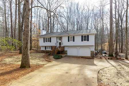 929 Victoria Landing Dr Woodstock, GA 30189