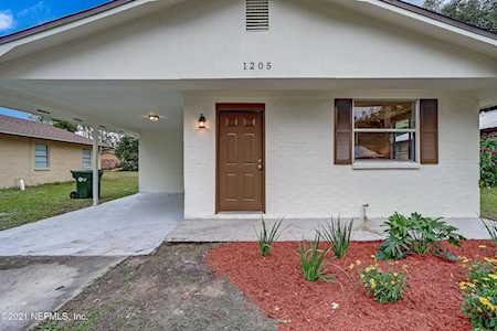 1205 Spruce St Green Cove Springs, FL 32043