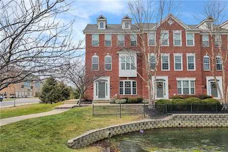 11705 Yale Dr Carmel, IN 46032