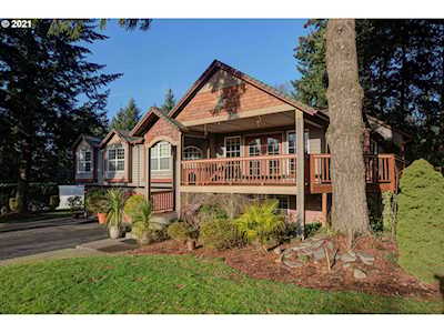 15780 SE Heidi Ln Damascus, OR 97089