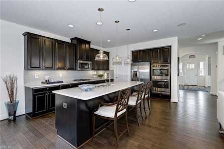 250 Goldenstar Ln Portsmouth, VA 23701