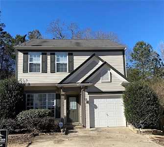 1326 Timuquana Trl Woodstock, GA 30188