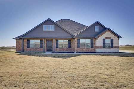 8208 Harvest Drive Grandview, TX 76050