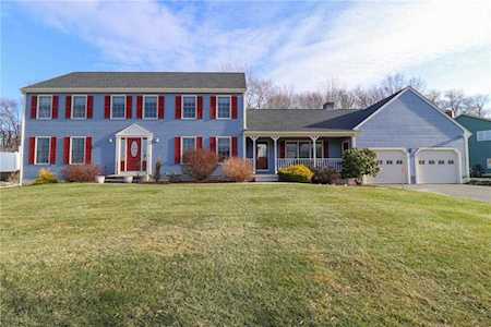 3 Windsong Rd Cumberland, RI 02864