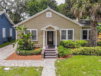914 N Shine Ave Orlando, FL 32803